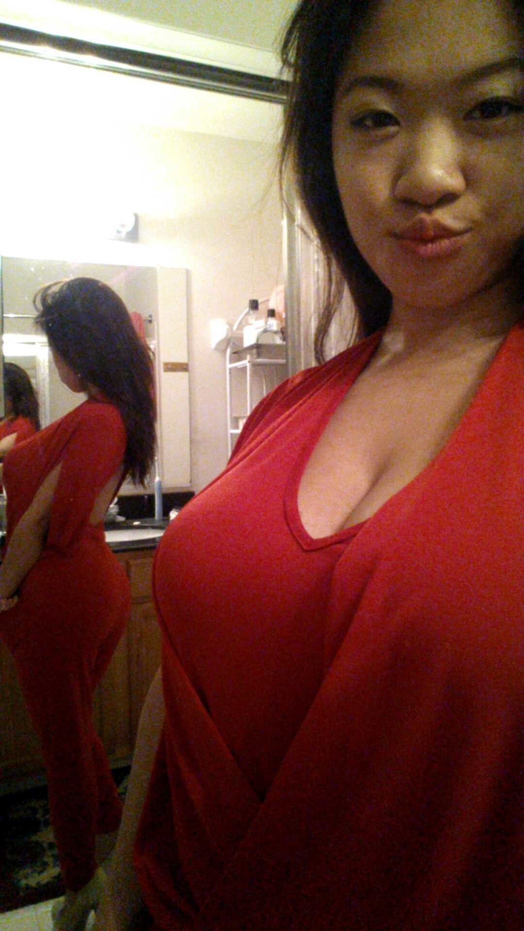 Big Tits Asian Vivian