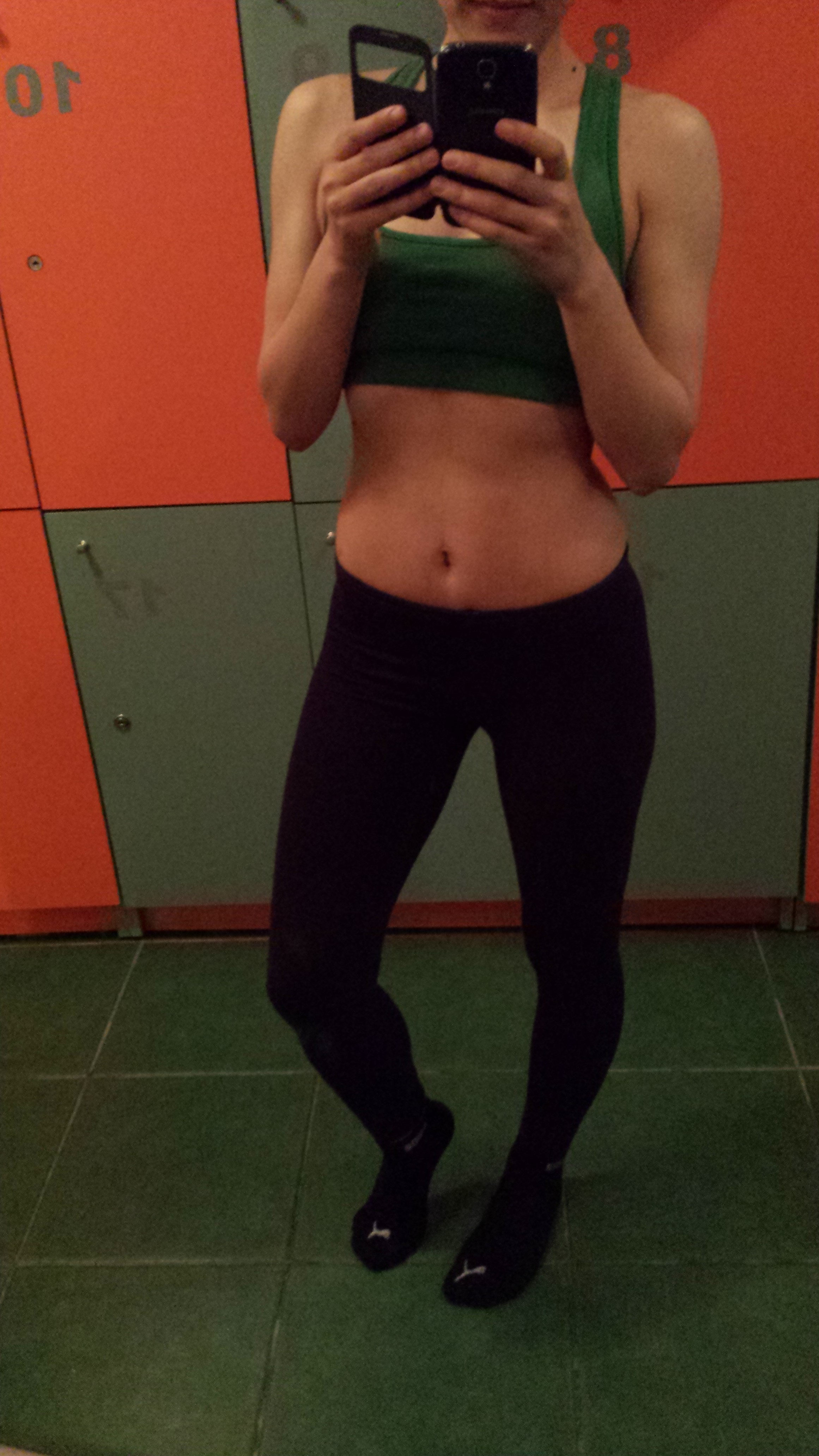 Gym Goer Strips Down and Plays