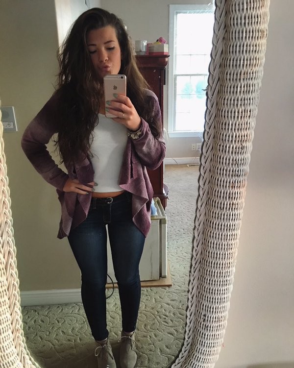 Slut With A Huge Ass NN Selfies