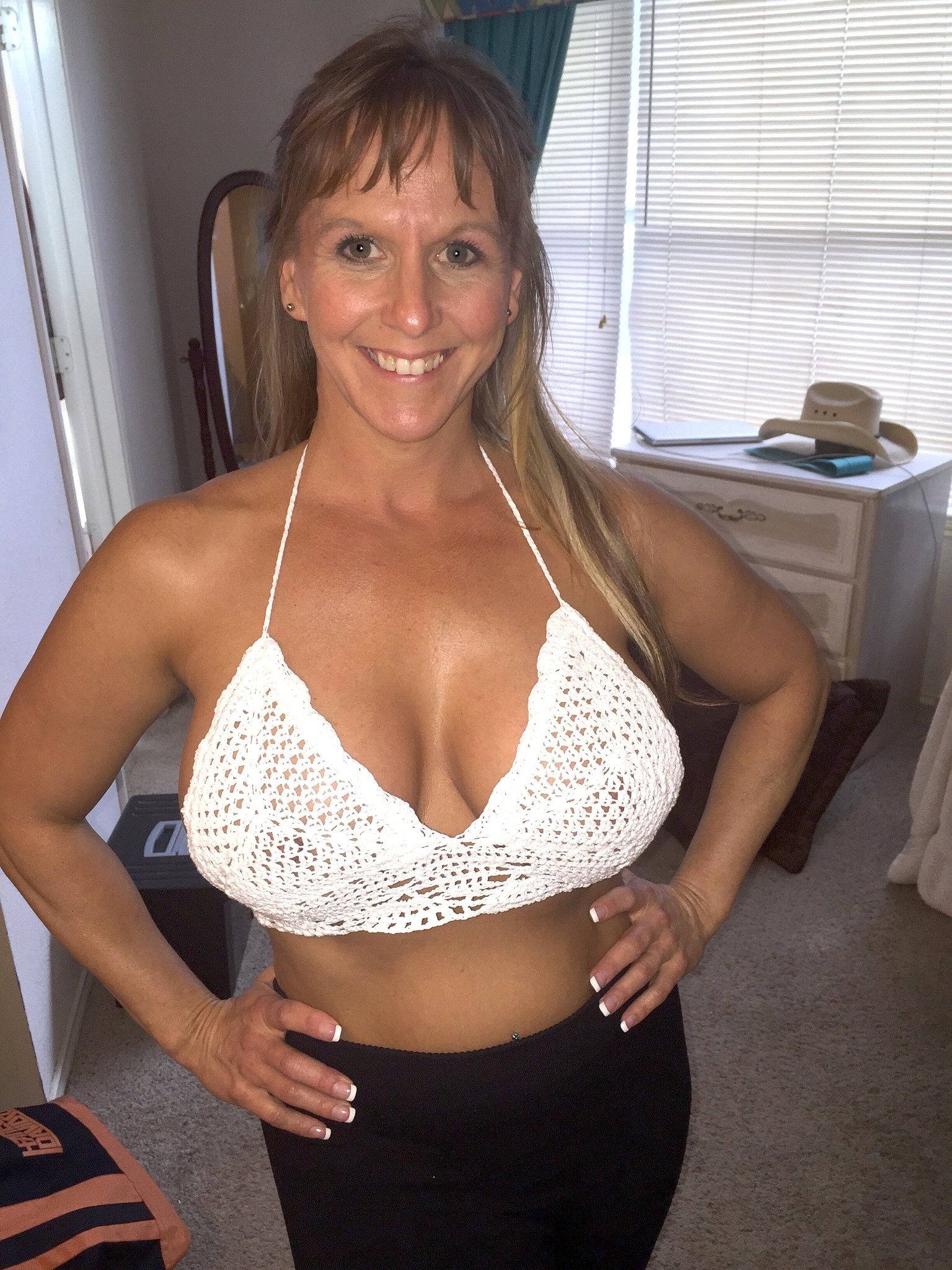 Dee Big Tit MILF from Texas