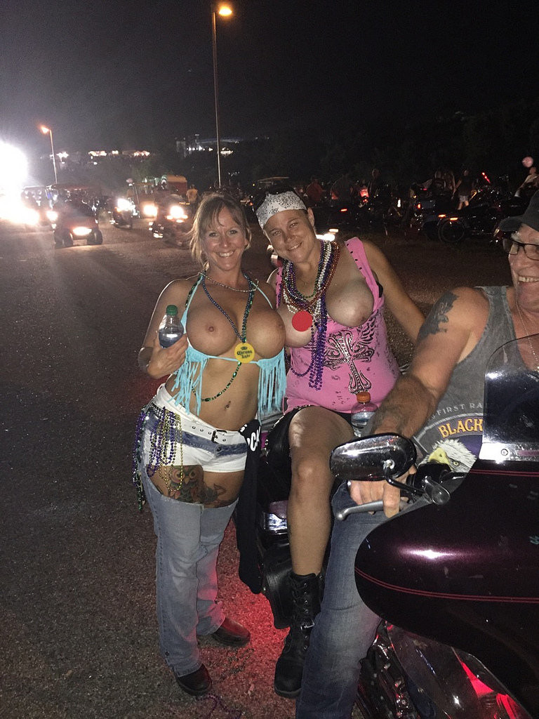 Dee Big Tit MILF from Texas