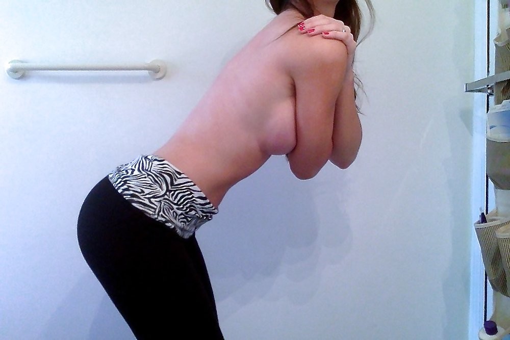 Amazing Reddit Brunette - unknown