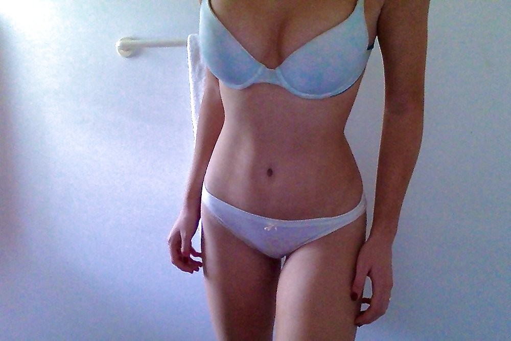 Amazing Reddit Brunette - unknown