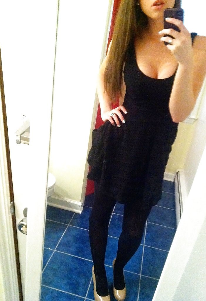 Amazing Reddit Brunette - unknown