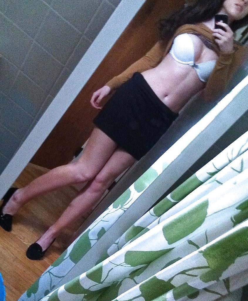 Amazing Reddit Brunette - unknown