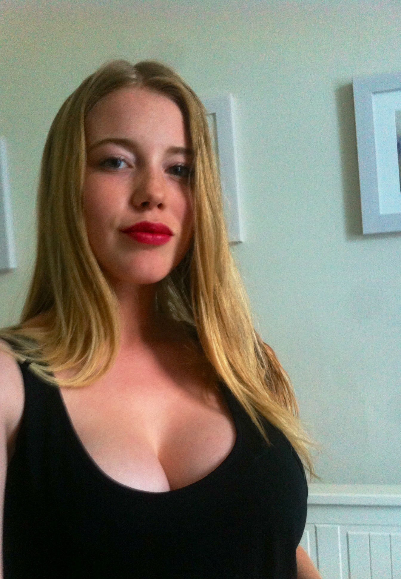 Curvy Big Breasted Redhead Goddess