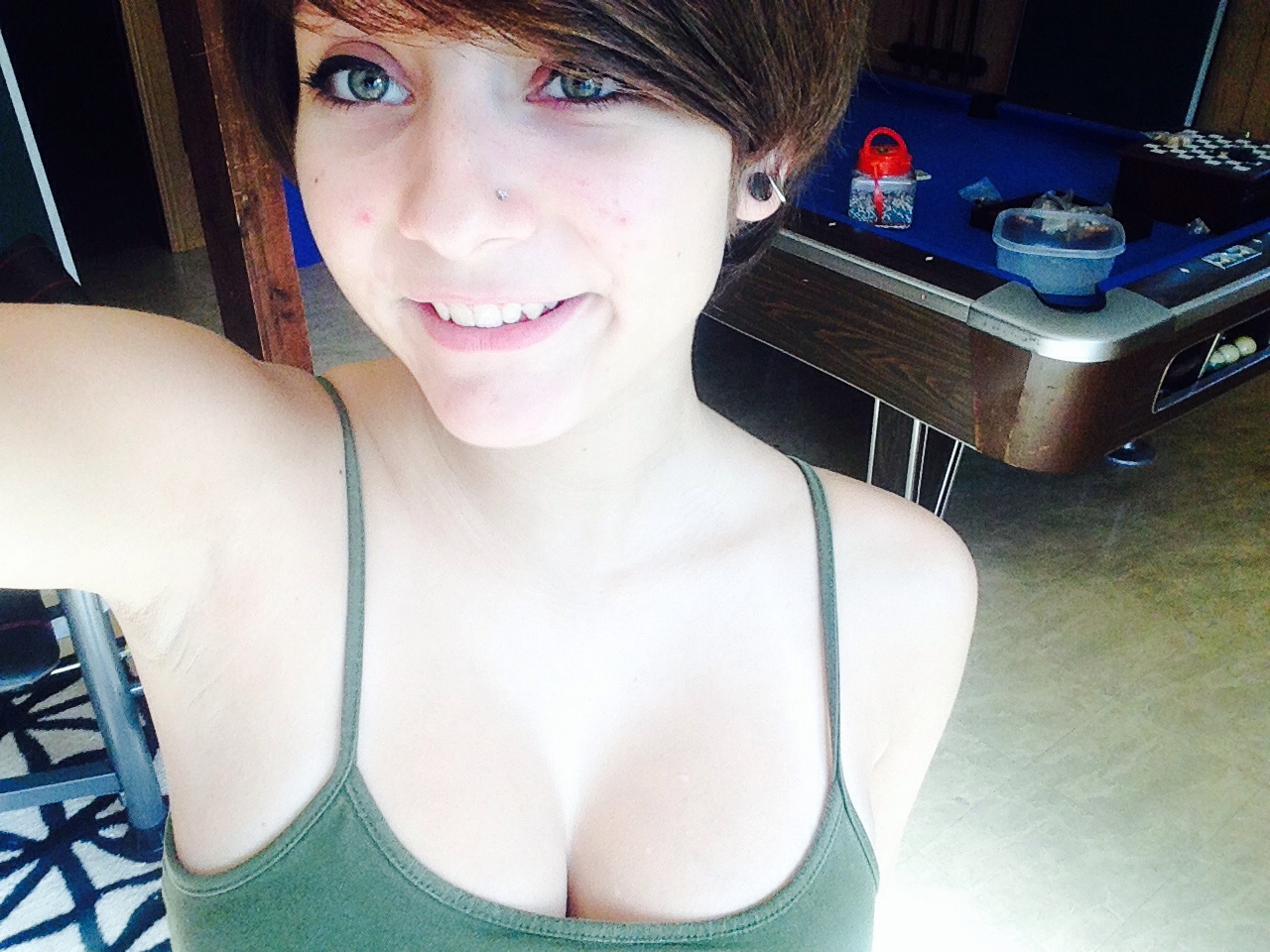 Perfect Tits Dorm Chick