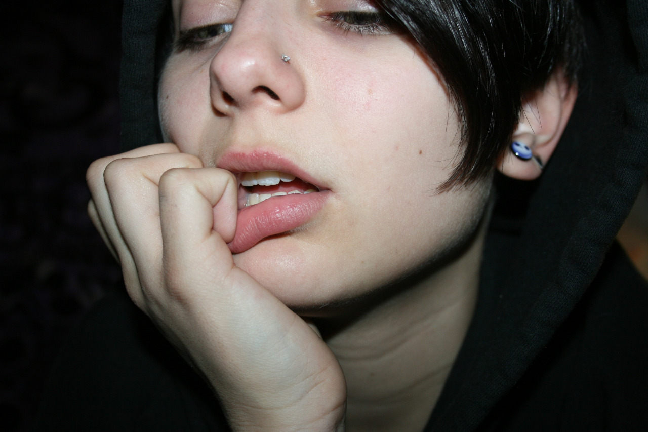 Perfect Tits Dorm Chick