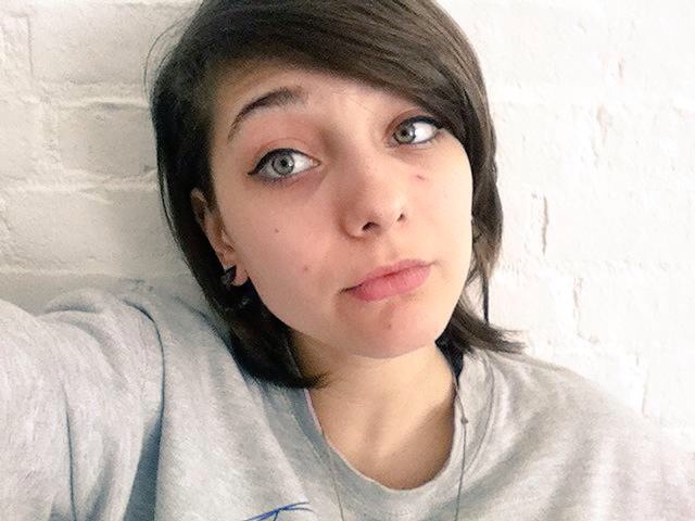 Perfect Tits Dorm Chick