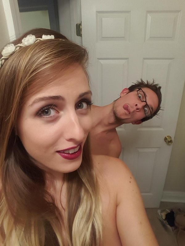 Fun Sexy Cosplay Chick Selfies