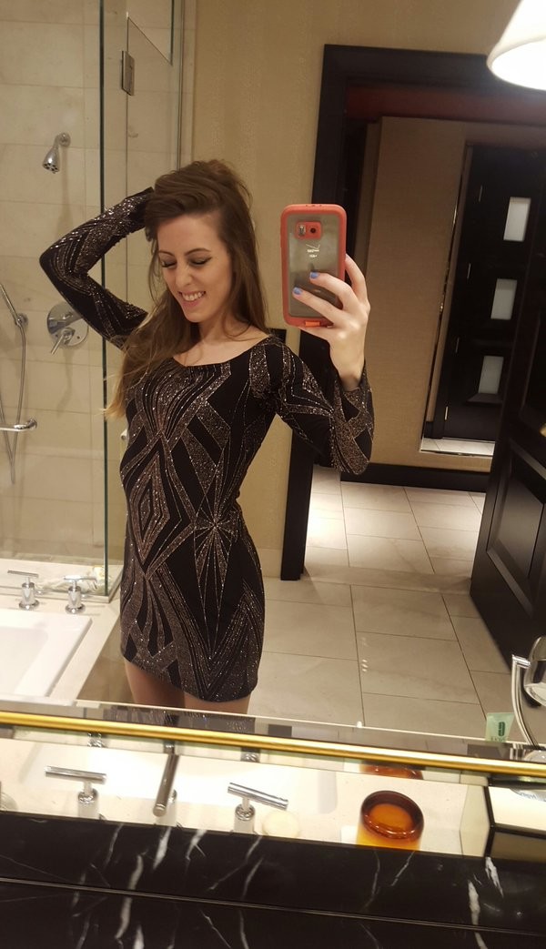 Fun Sexy Cosplay Chick Selfies