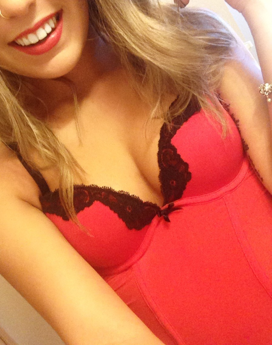 The Blonde That Spreads