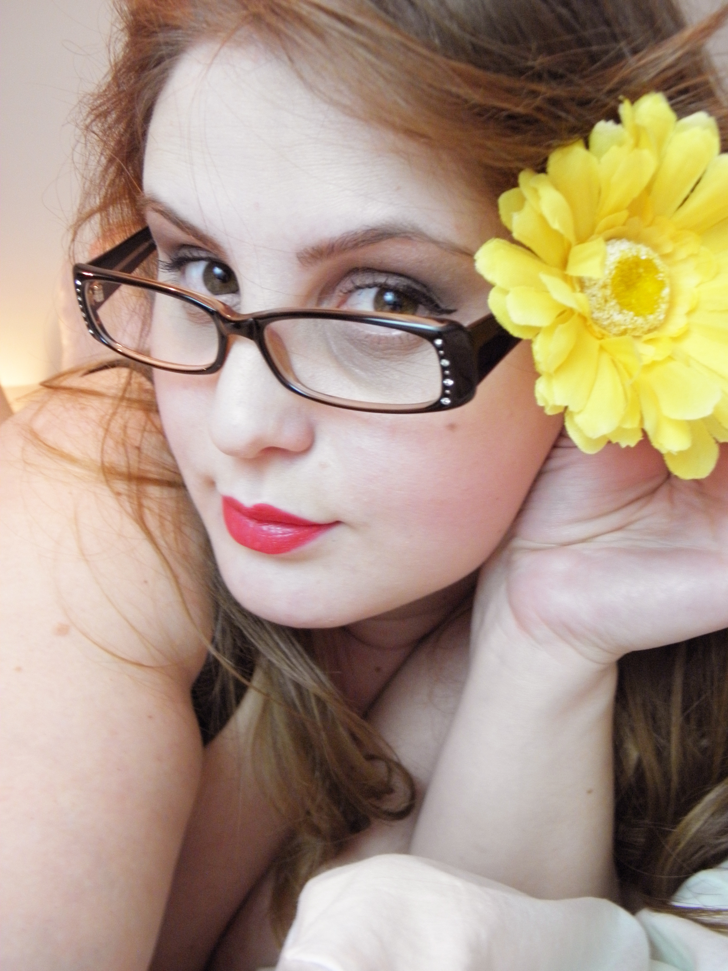 Huge Tits Girl Wearing Sexy Glasses