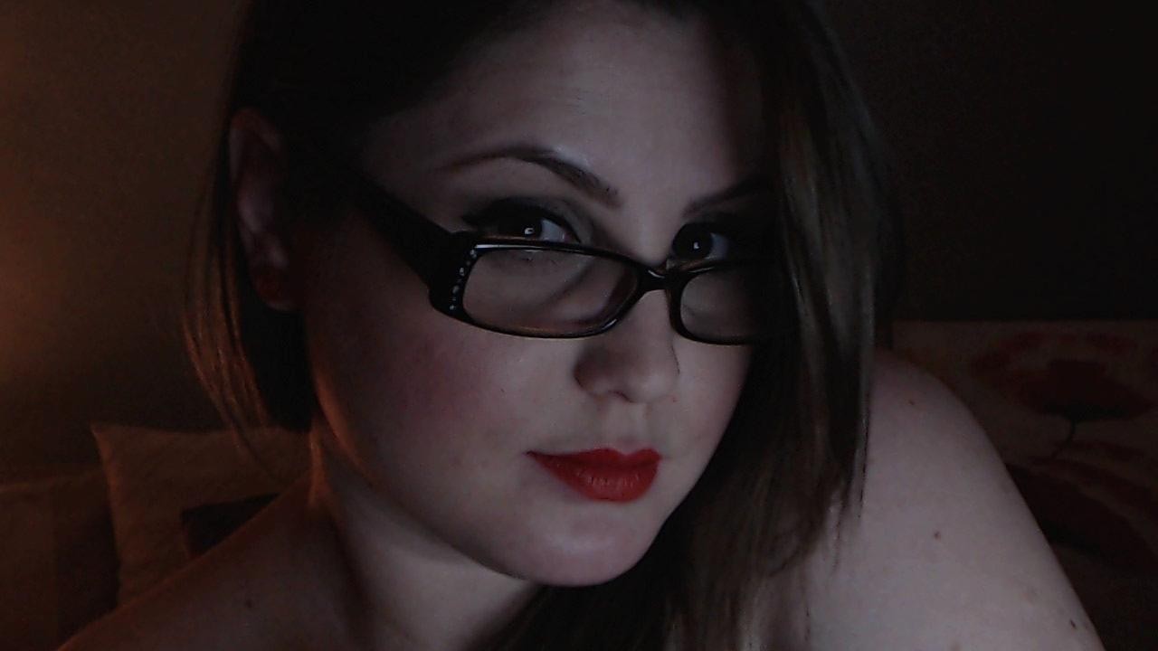 Huge Tits Girl Wearing Sexy Glasses