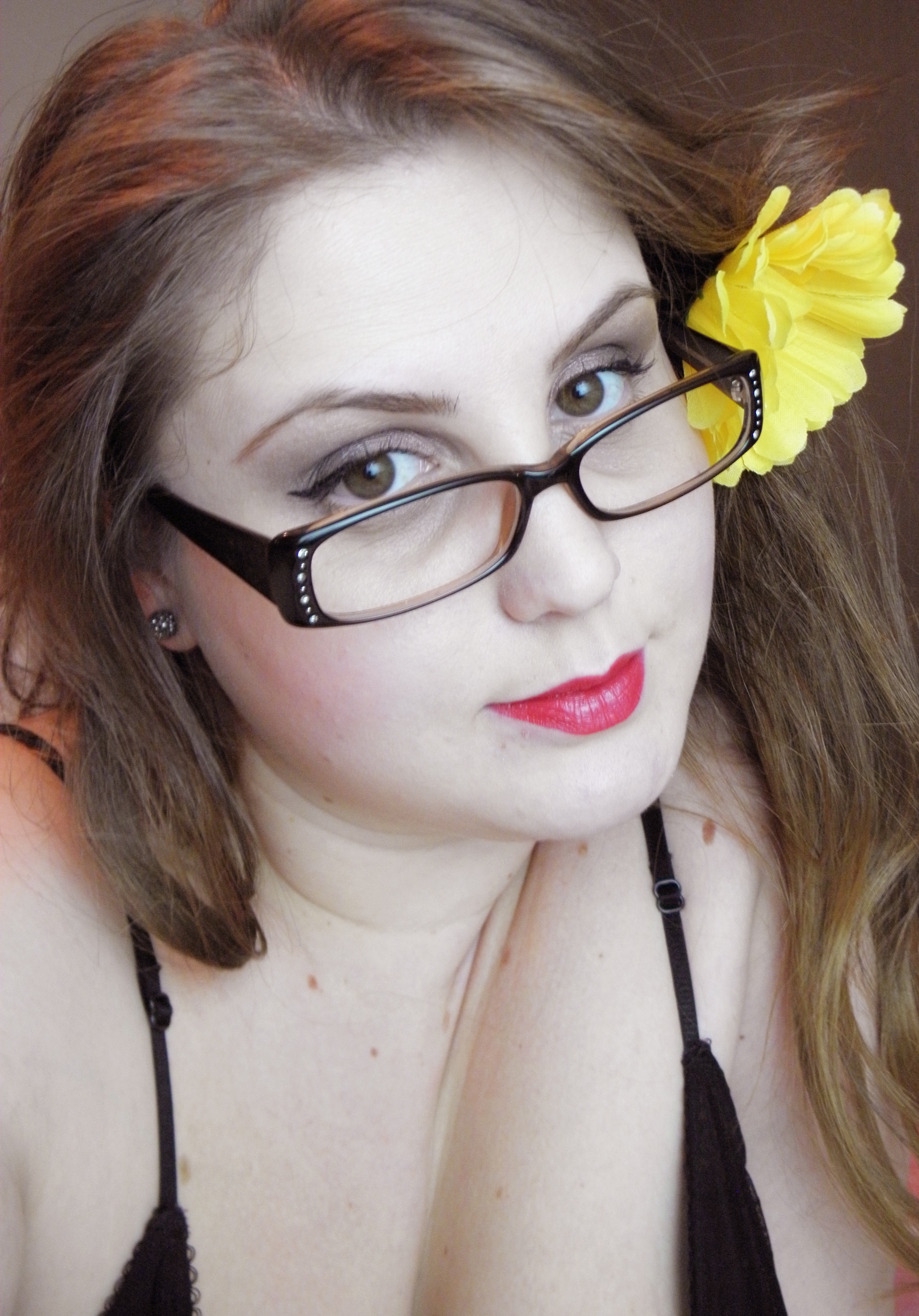 Huge Tits Girl Wearing Sexy Glasses