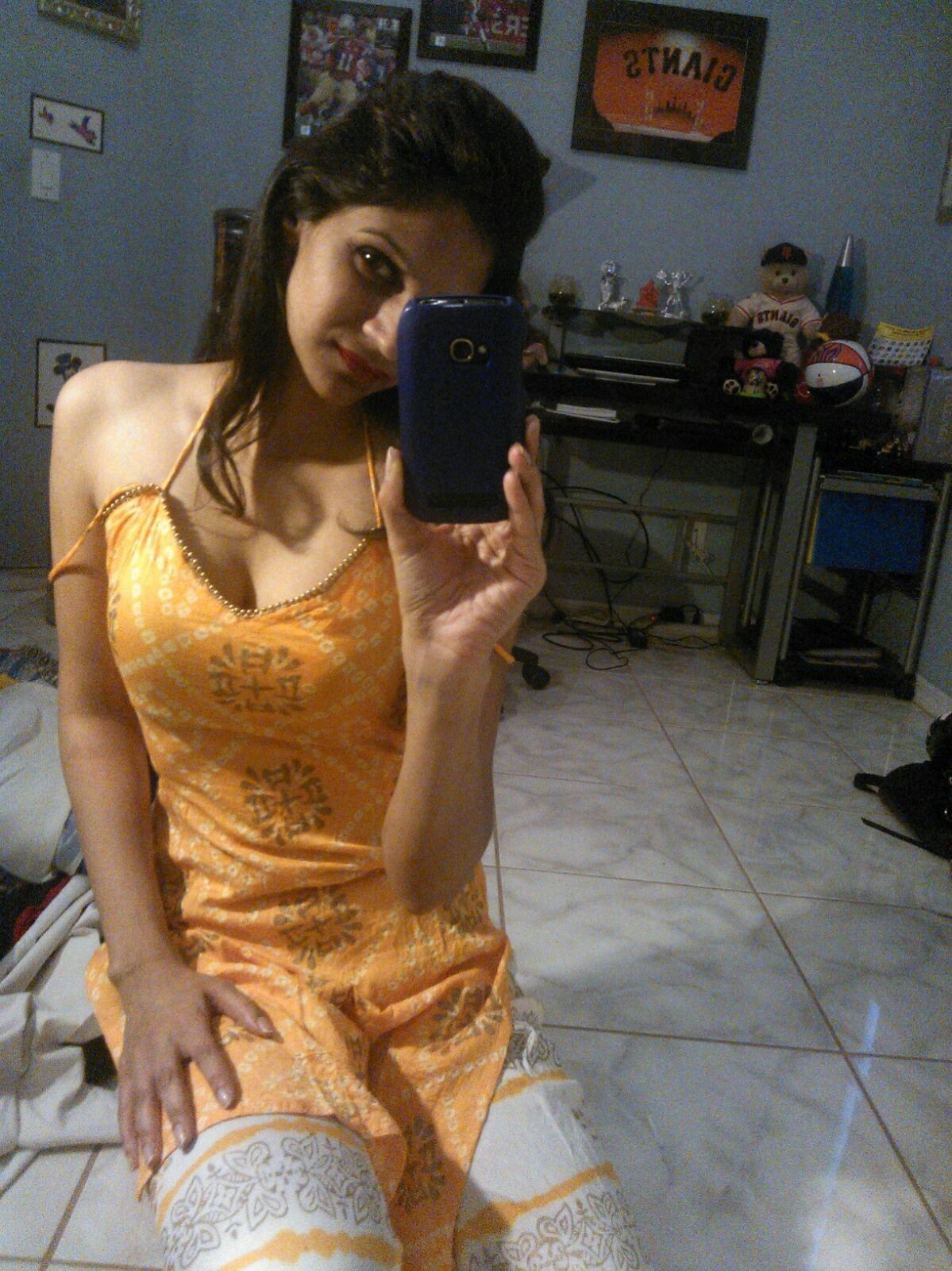 Gorgeous Indian gets Silicone