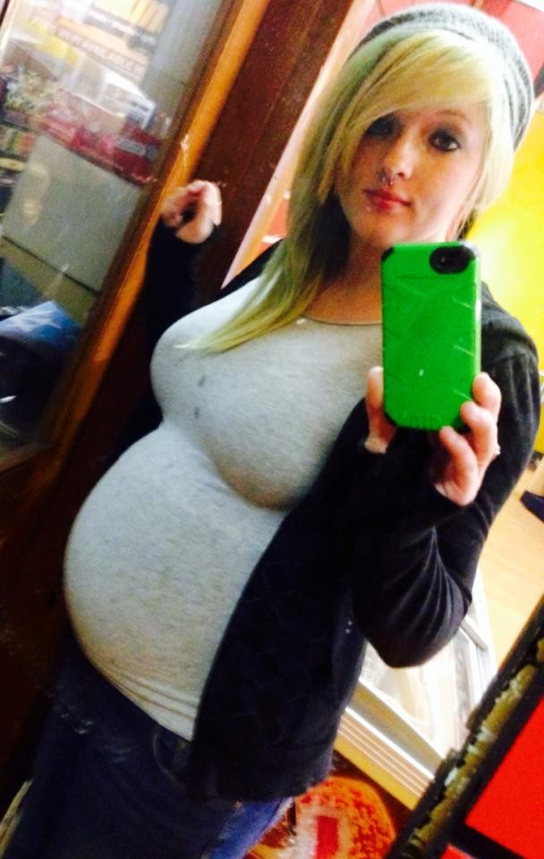Preggo Punk Chick Selfies