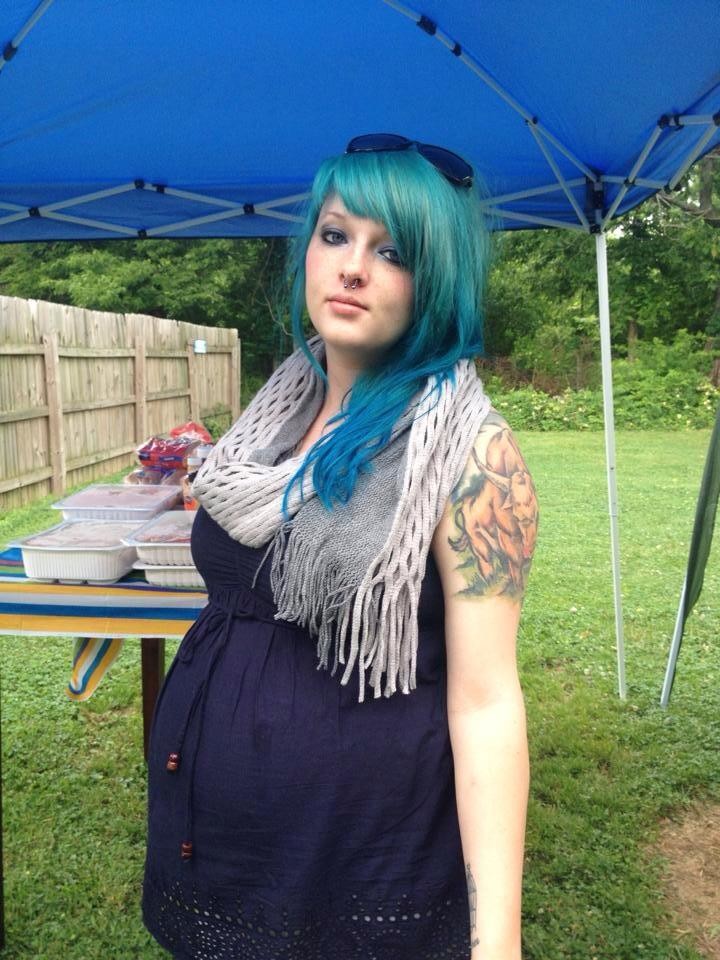 Preggo Punk Chick Selfies