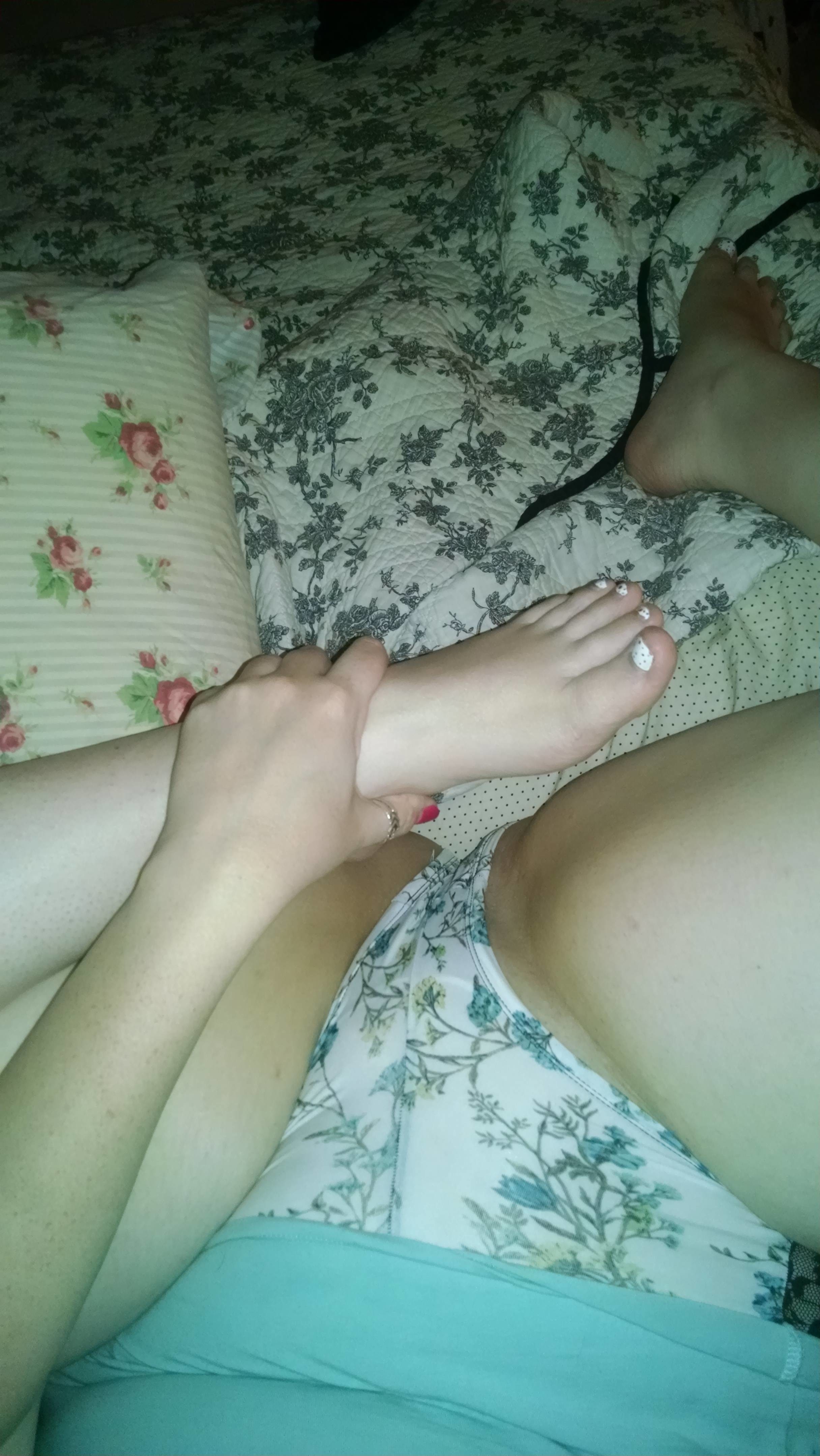 Pretty Brunette Enormous Naturals Wow