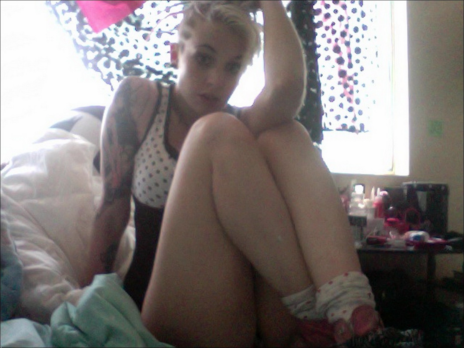 Big Tit Alt Punk Blonde Chick