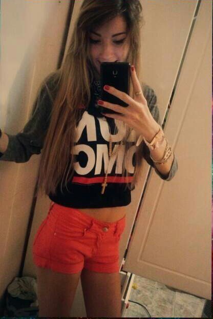 Butt Beauty And Selfies