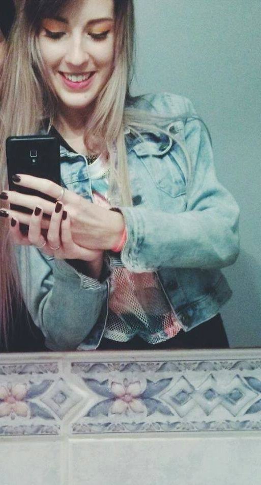 Butt Beauty And Selfies