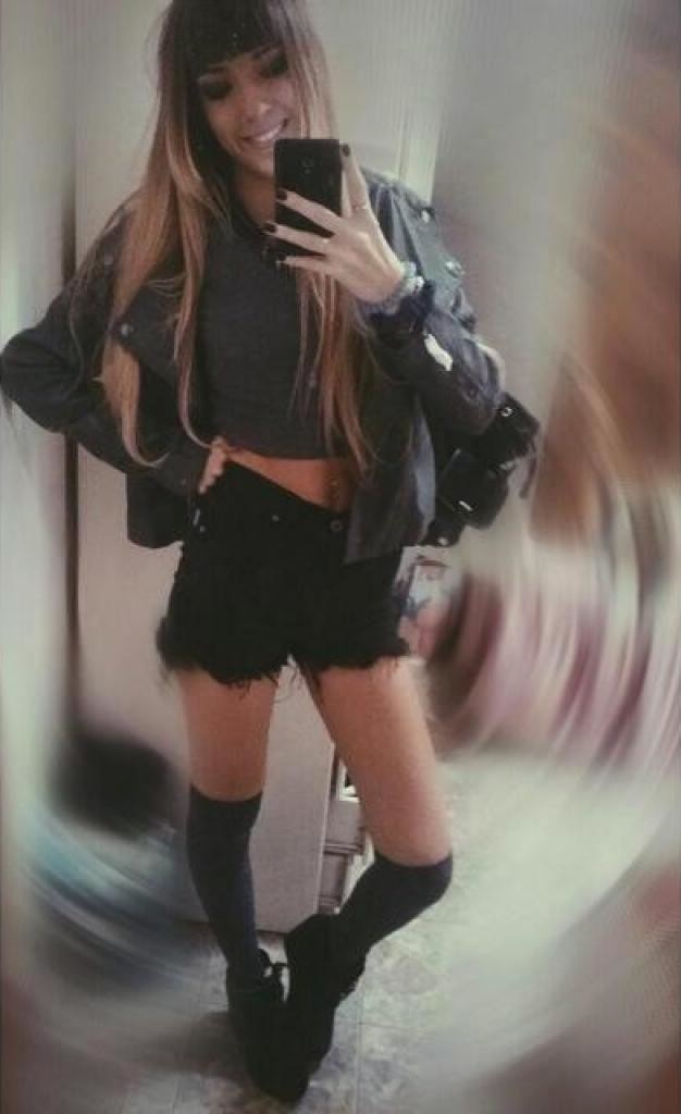 Butt Beauty And Selfies