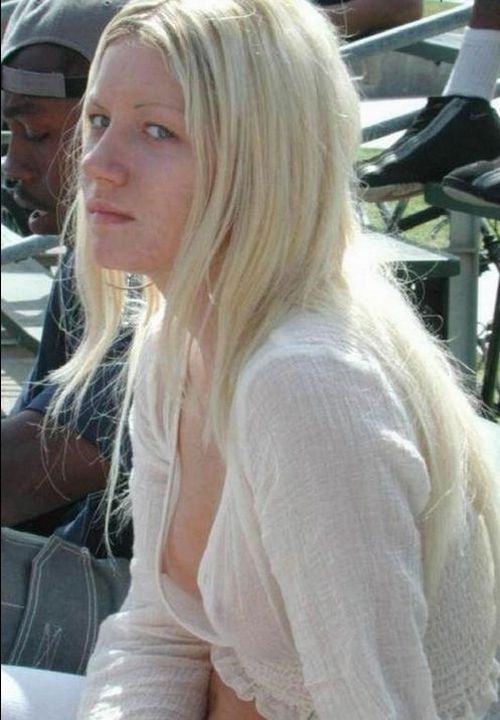 Unaware Nip Peek Downblouse 1