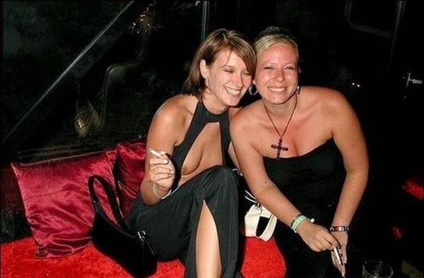 Unaware Nip Peek Downblouse 1