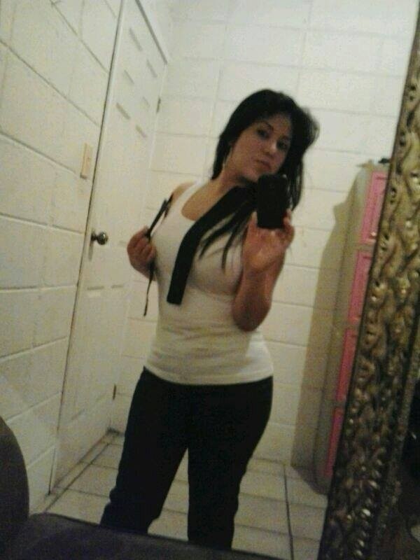 Honduran Babe Selfies