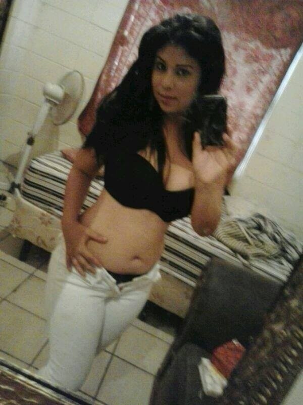 Honduran Babe Selfies