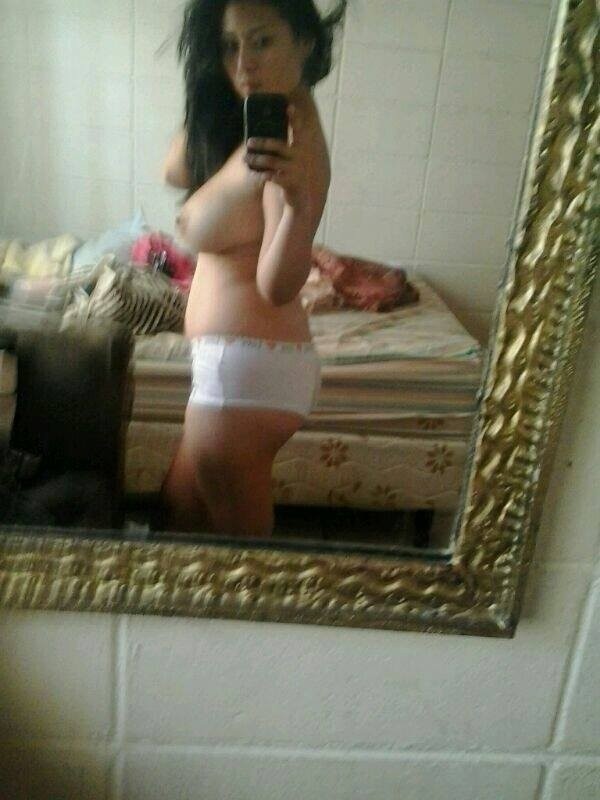 Honduran Babe Selfies