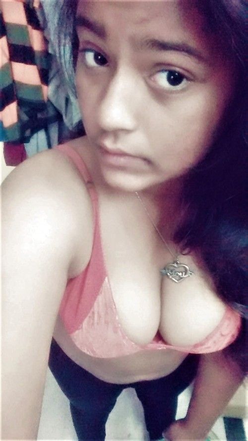 Chubby Indian Nude