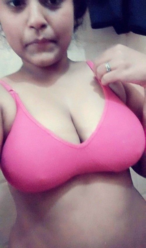 Chubby Indian Nude