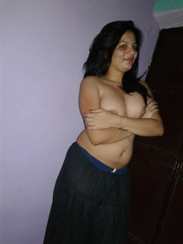 Desi Aunty Nude