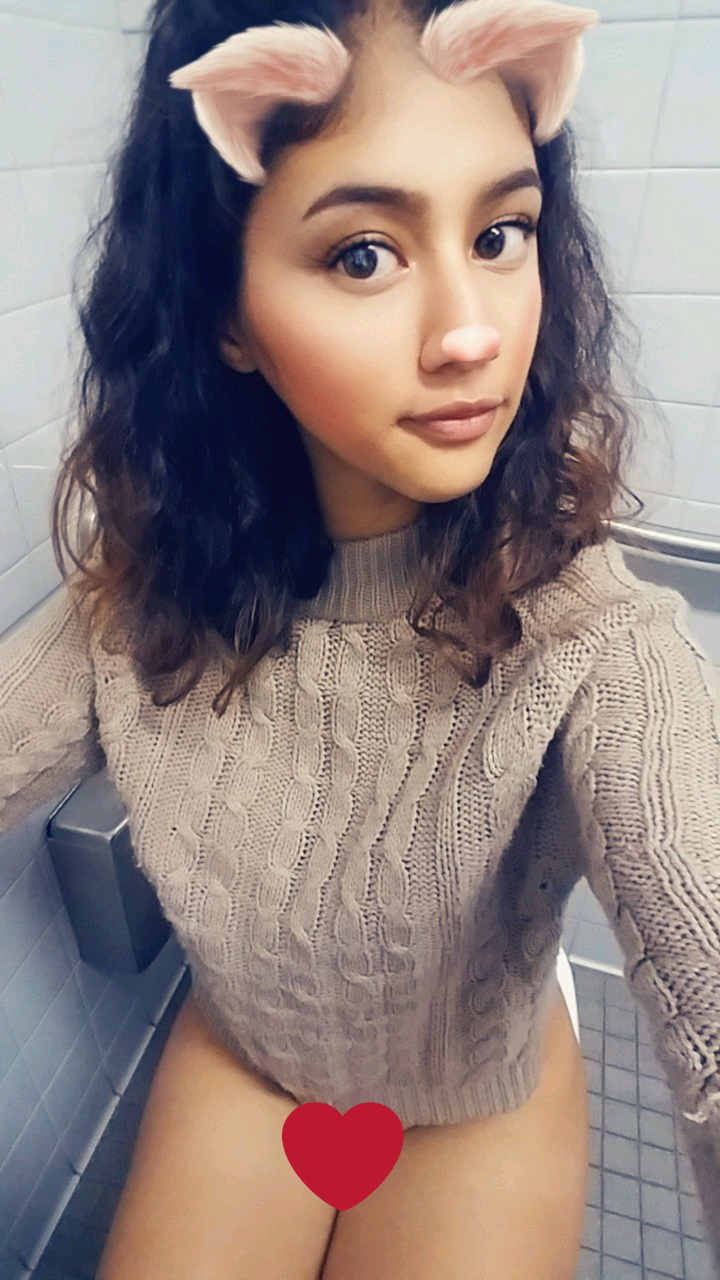 Indian College Slut Snaps