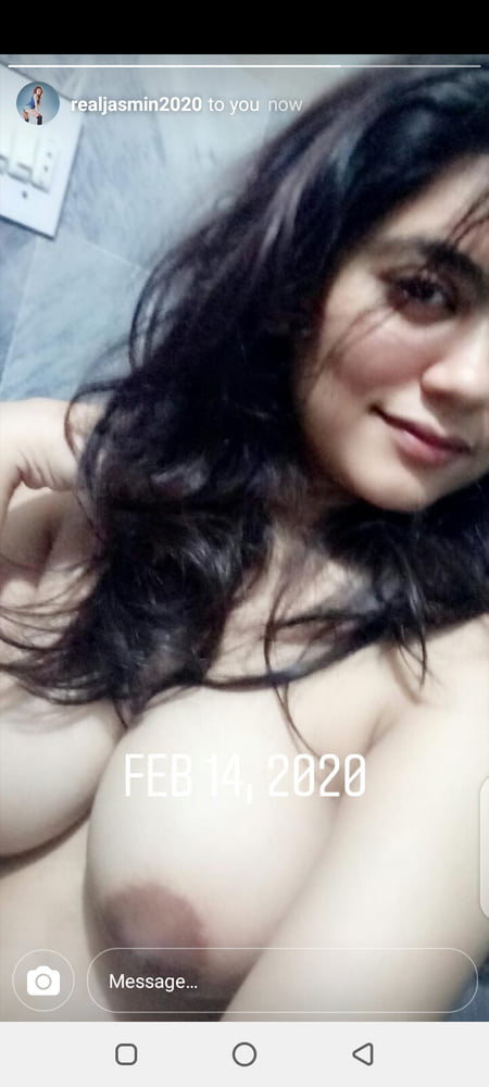 Sexy Desi Girl Tight Body HOT pics