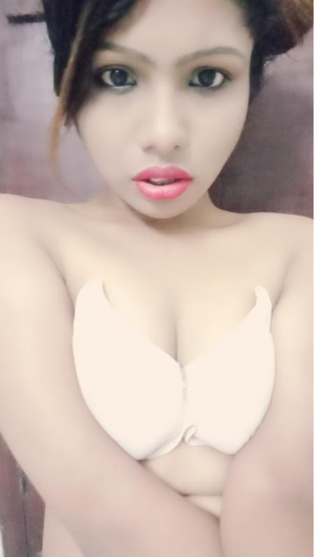 PRETTY PUFFY BOOBS BABE