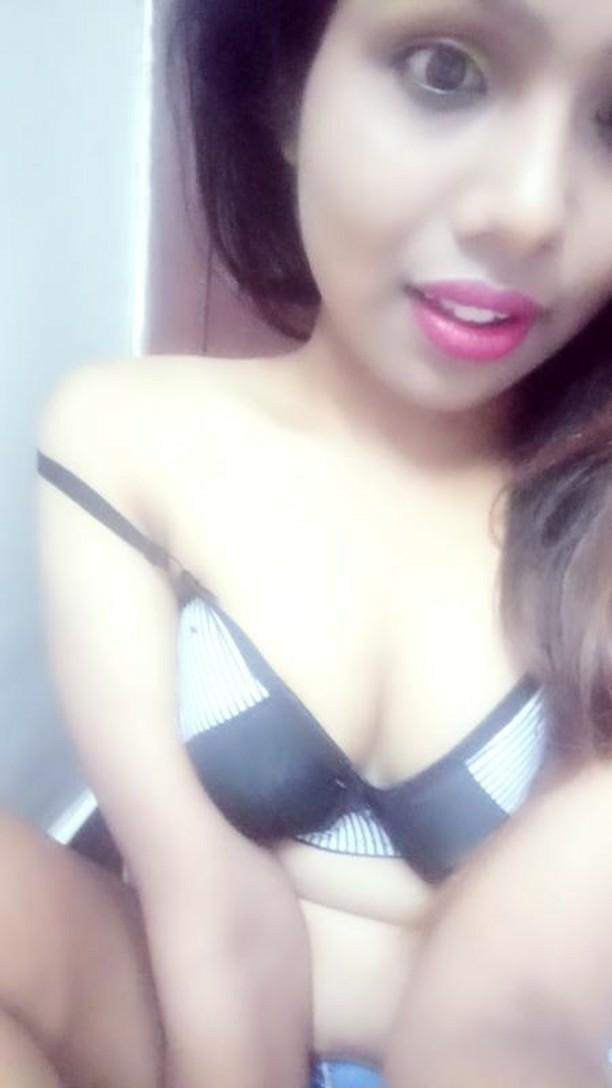 PRETTY PUFFY BOOBS BABE