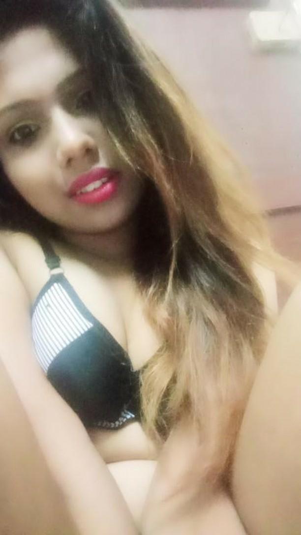 PRETTY PUFFY BOOBS BABE