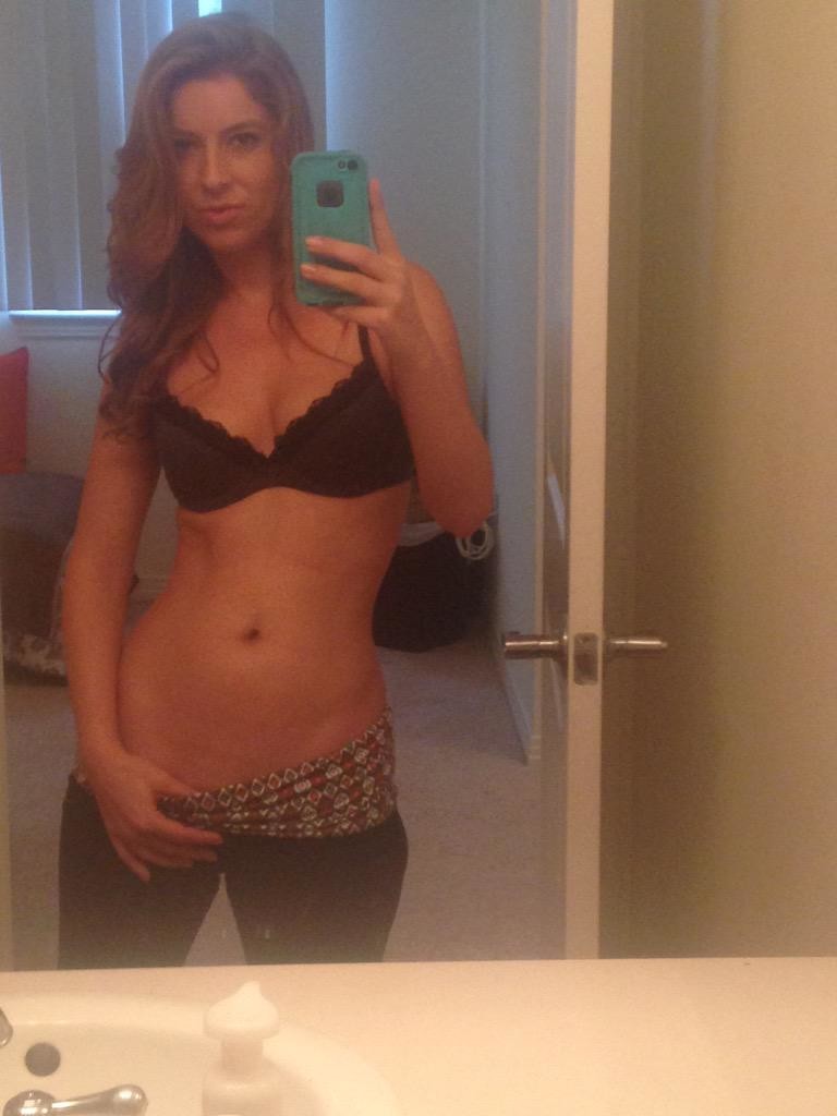 Gorgeous Sexy Selfie Babe