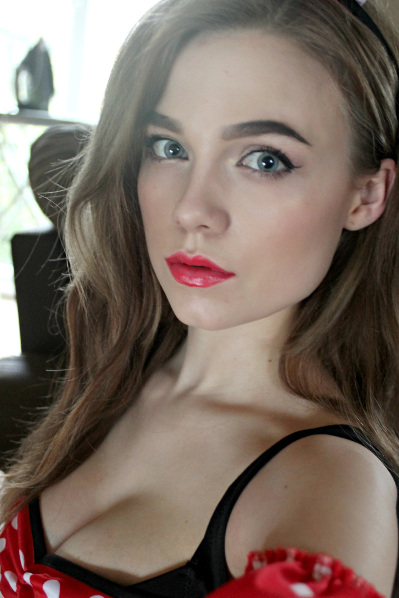 The Gorgeous Alex Clark