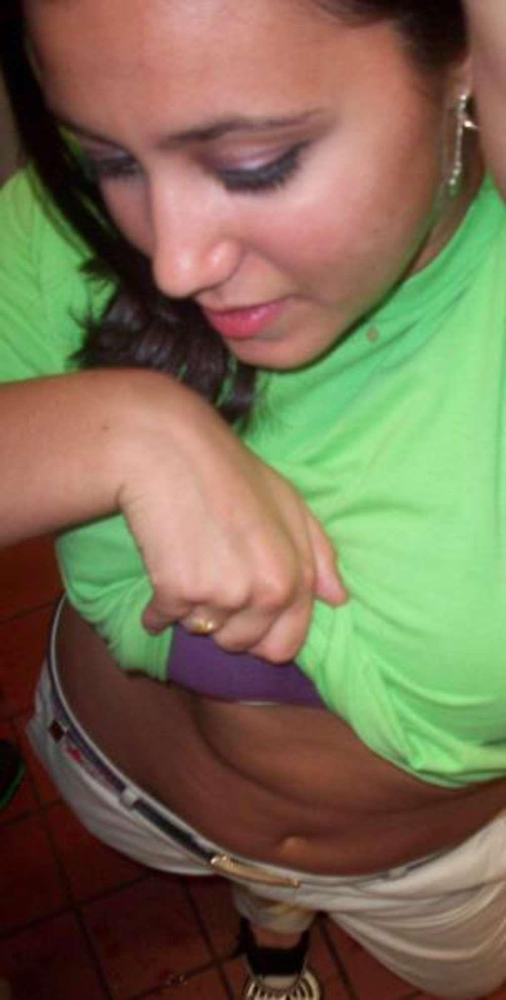 Thick Cutie Masterbates