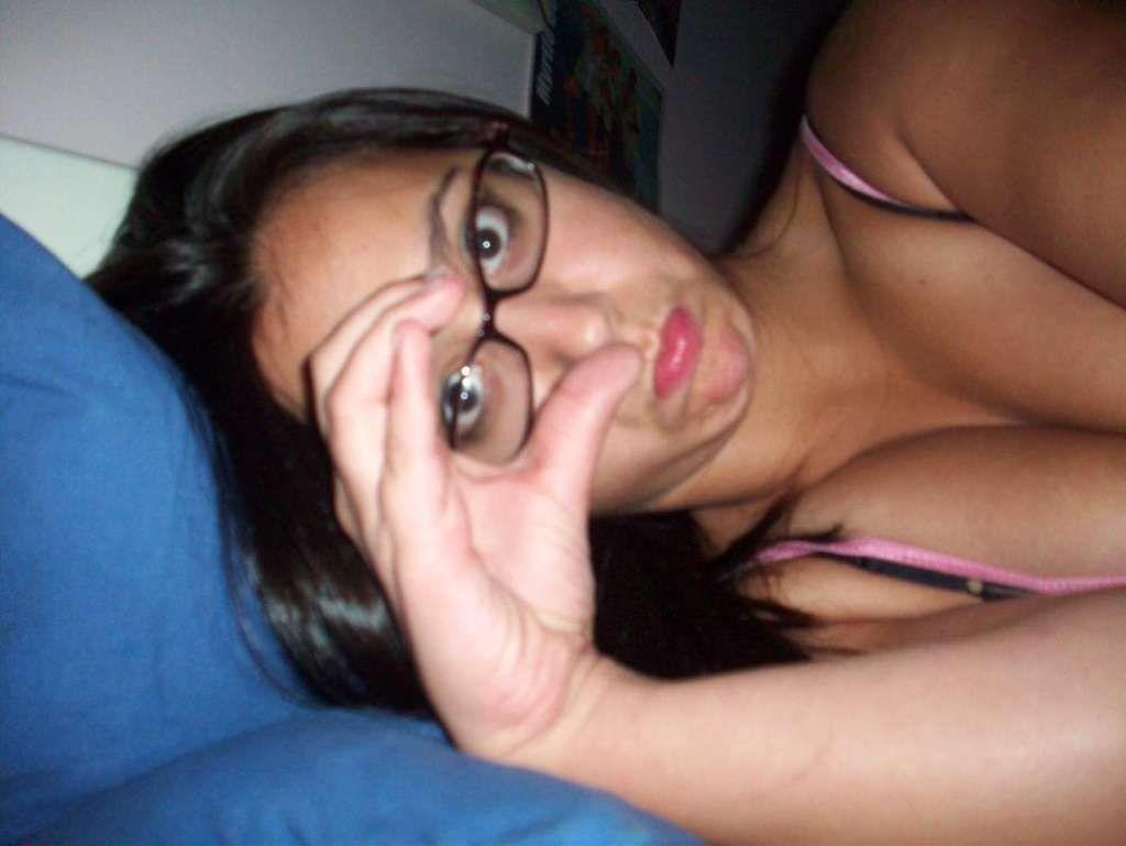 Thick Cutie Masterbates