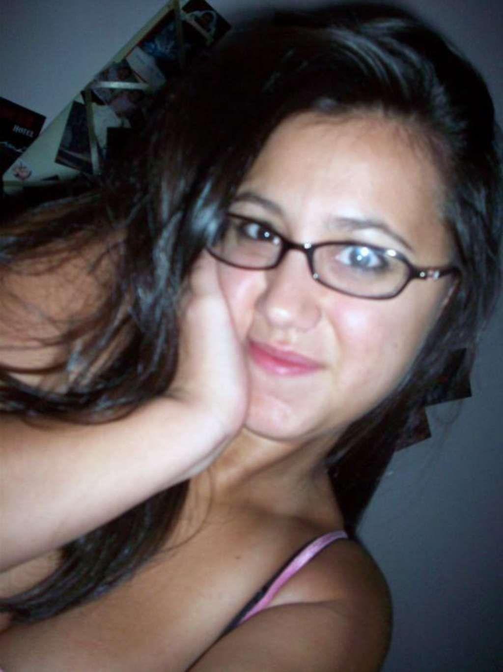 Thick Cutie Masterbates