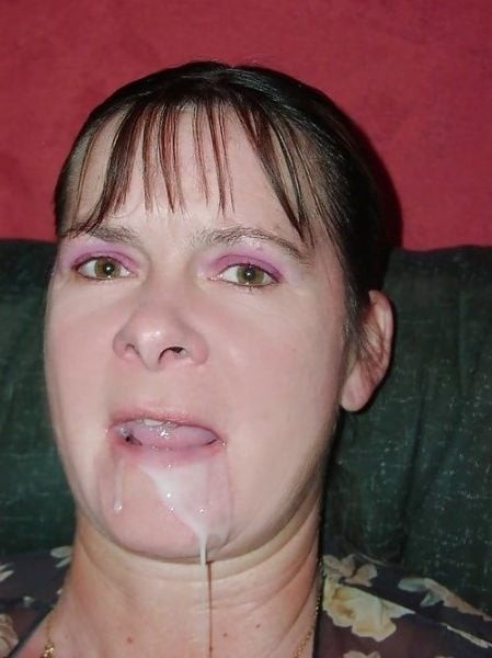 CORINNE LA PUTE A JUS