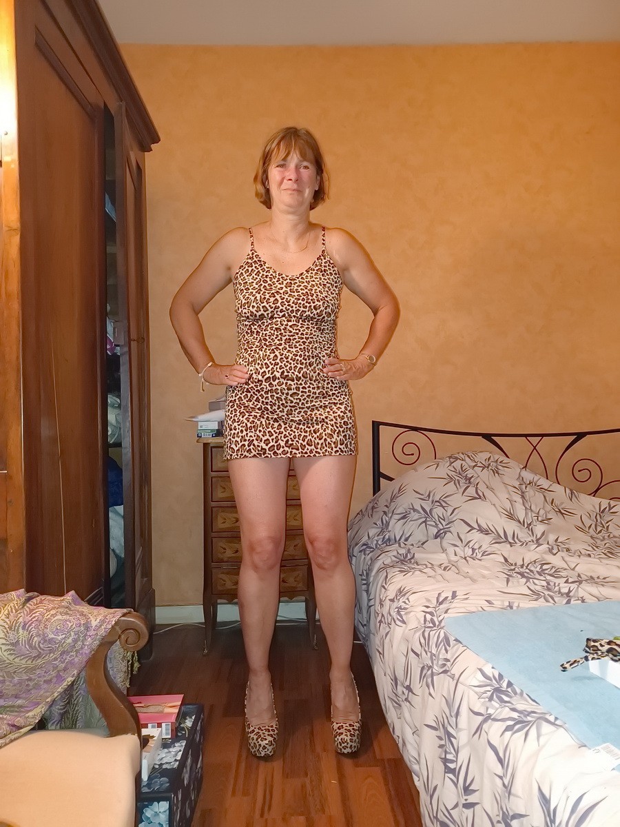 CORINNE LA PUTE A JUS