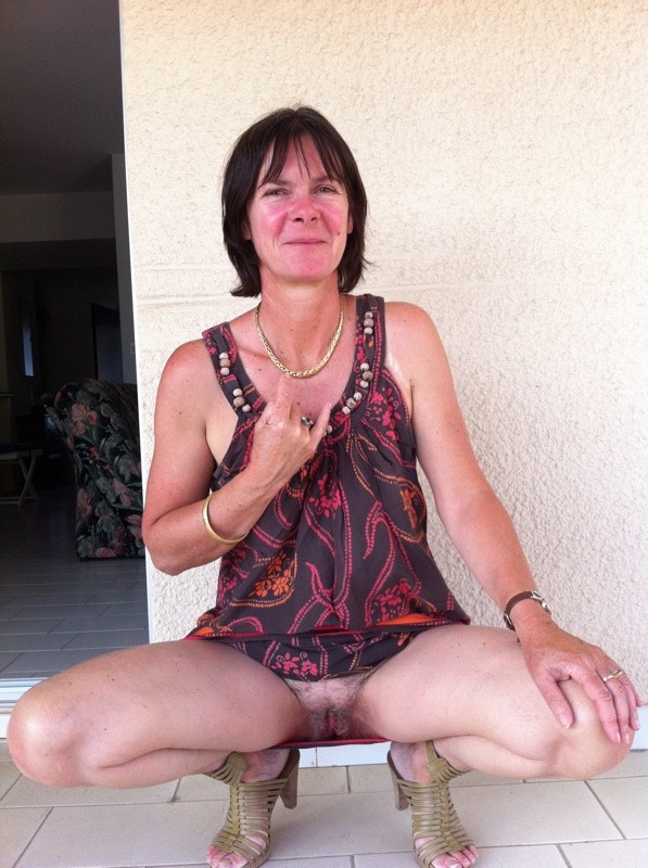 CORINNE LA PUTE A JUS