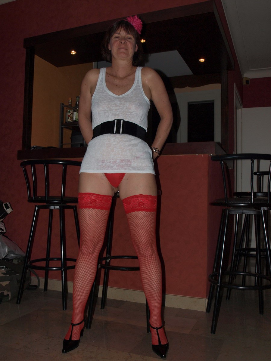 CORINNE LA PUTE A JUS