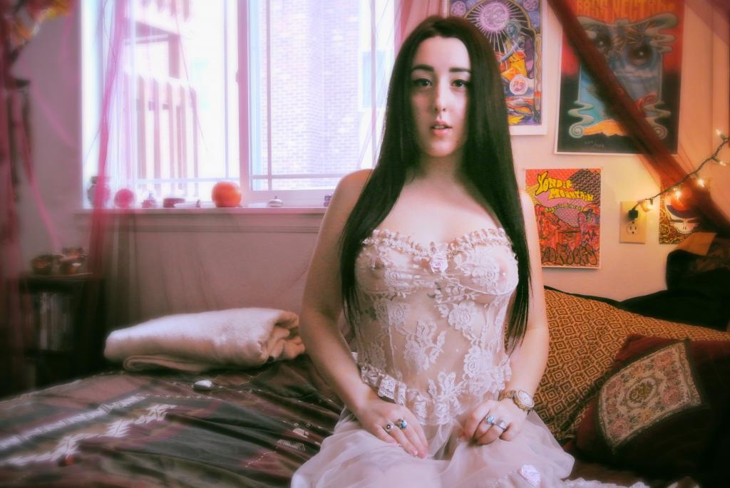 Crystals And Cannabis